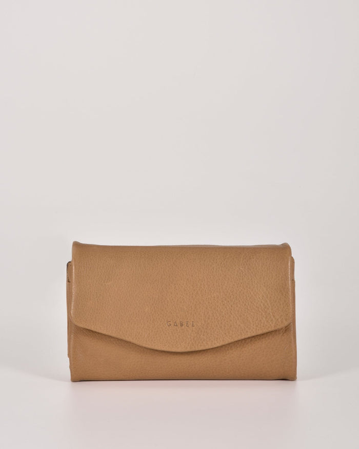 Chelsea Leather Crossbody Wallet