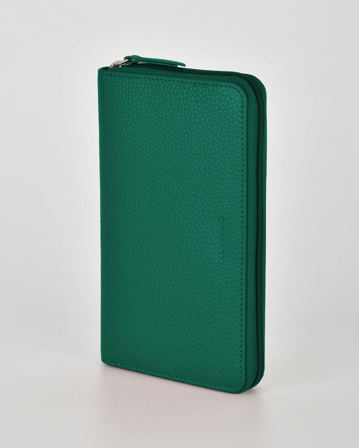 Creswick RFID Safe Zip Around Leather Wallet