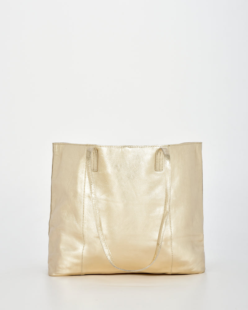 Elara Metallic Hobo