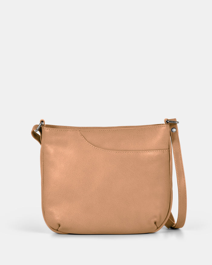 Avery Leather Crossbody Bag - Camel
