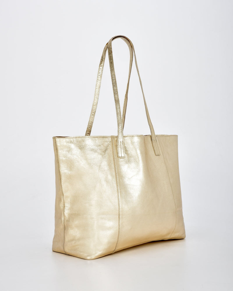 Elara Metallic Hobo