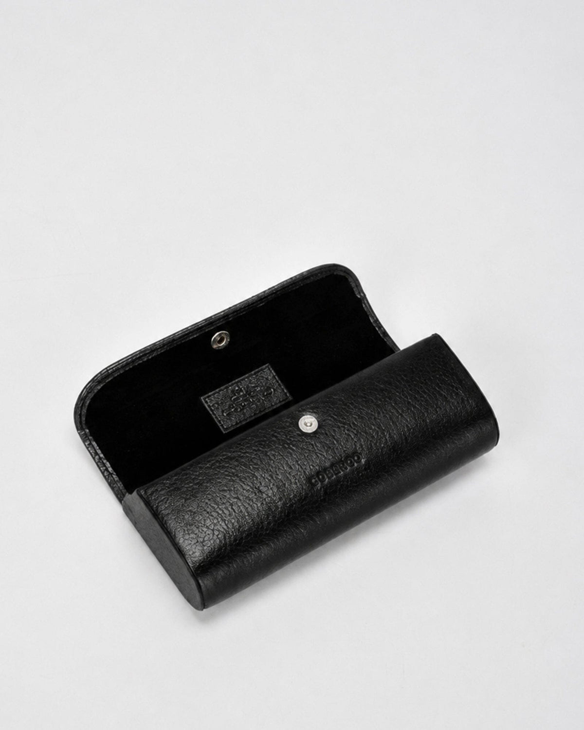 Idol Metallic Glasses Case - Black