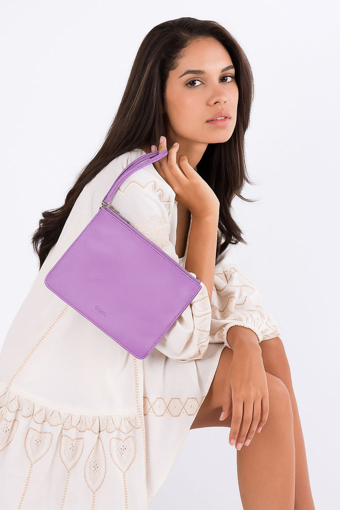 Queens Leather Pouch