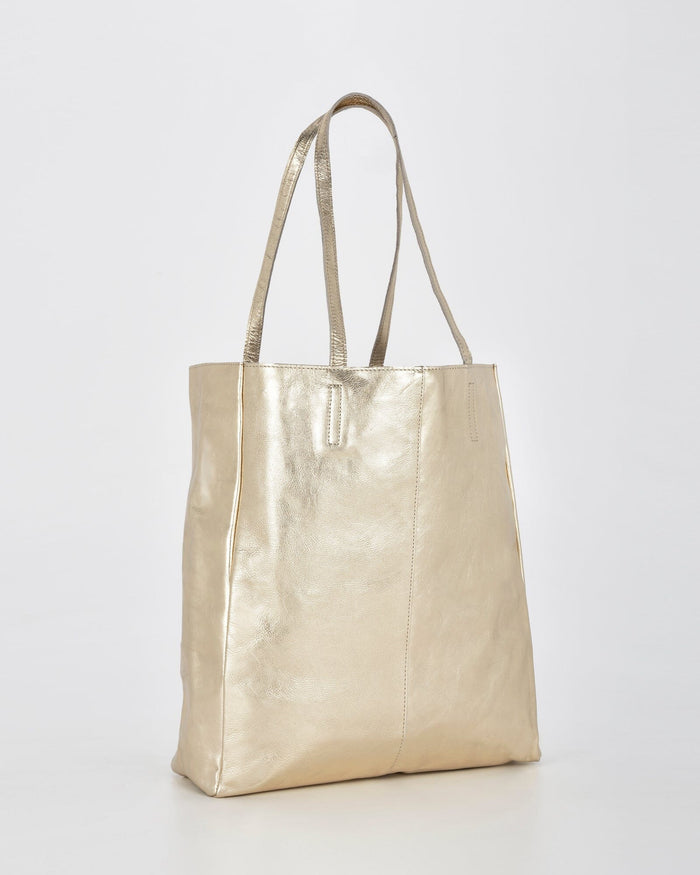 Venus Metallic Hobo - Champagne