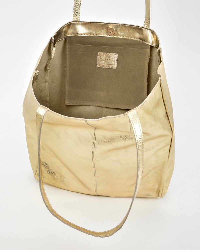 Venus Metallic Hobo