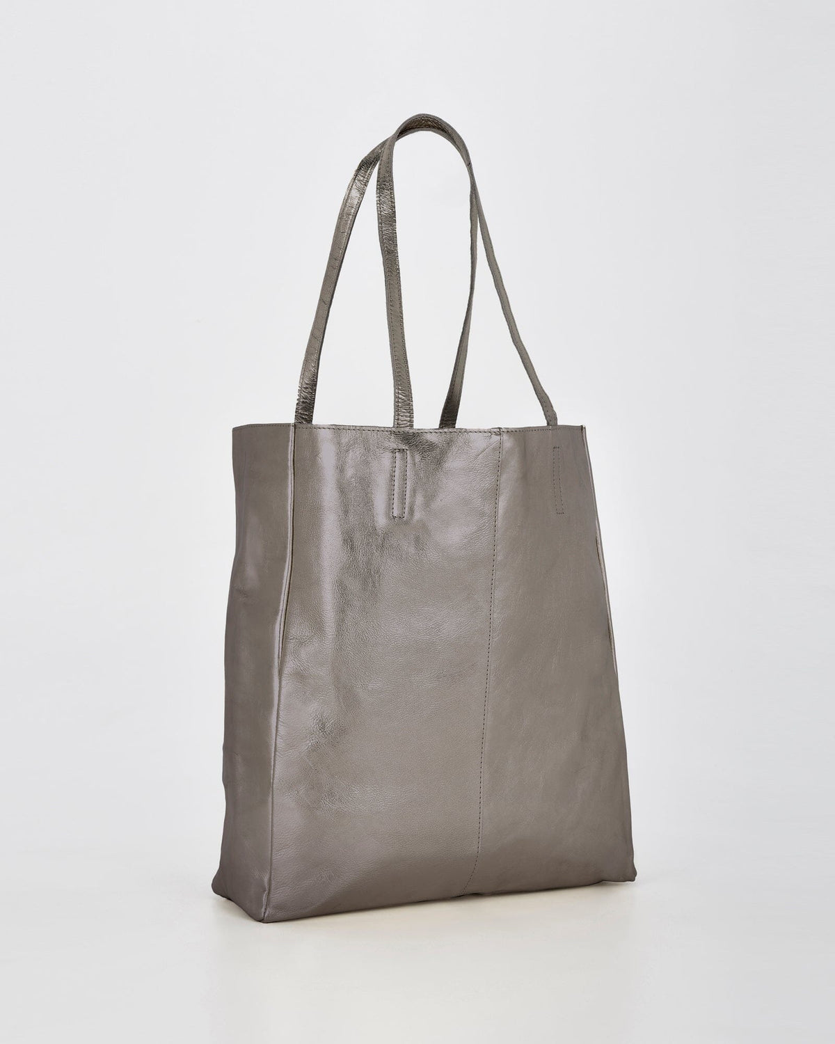 Venus Metallic Hobo