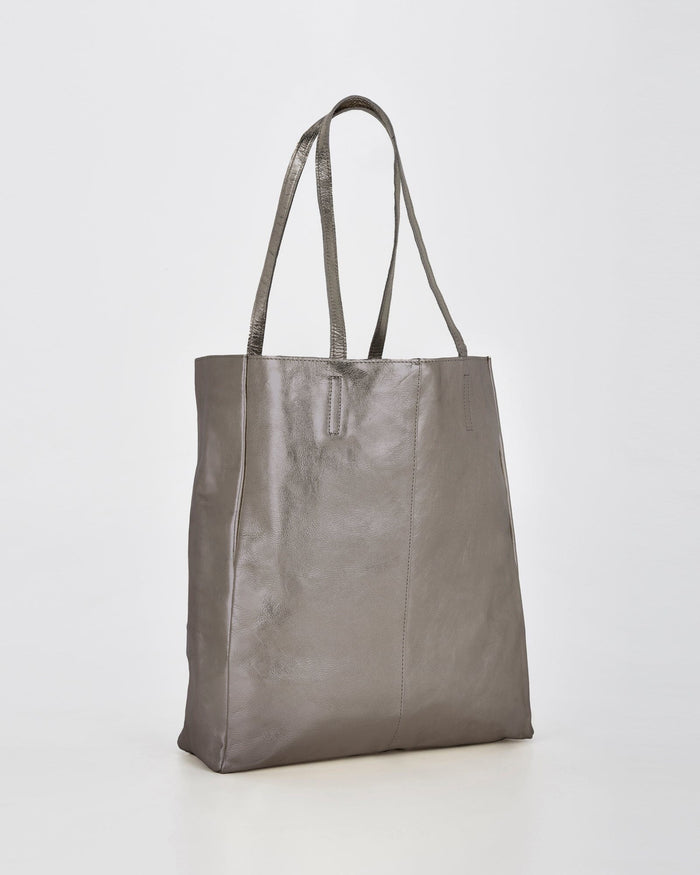 Venus Metallic Hobo - Pewter