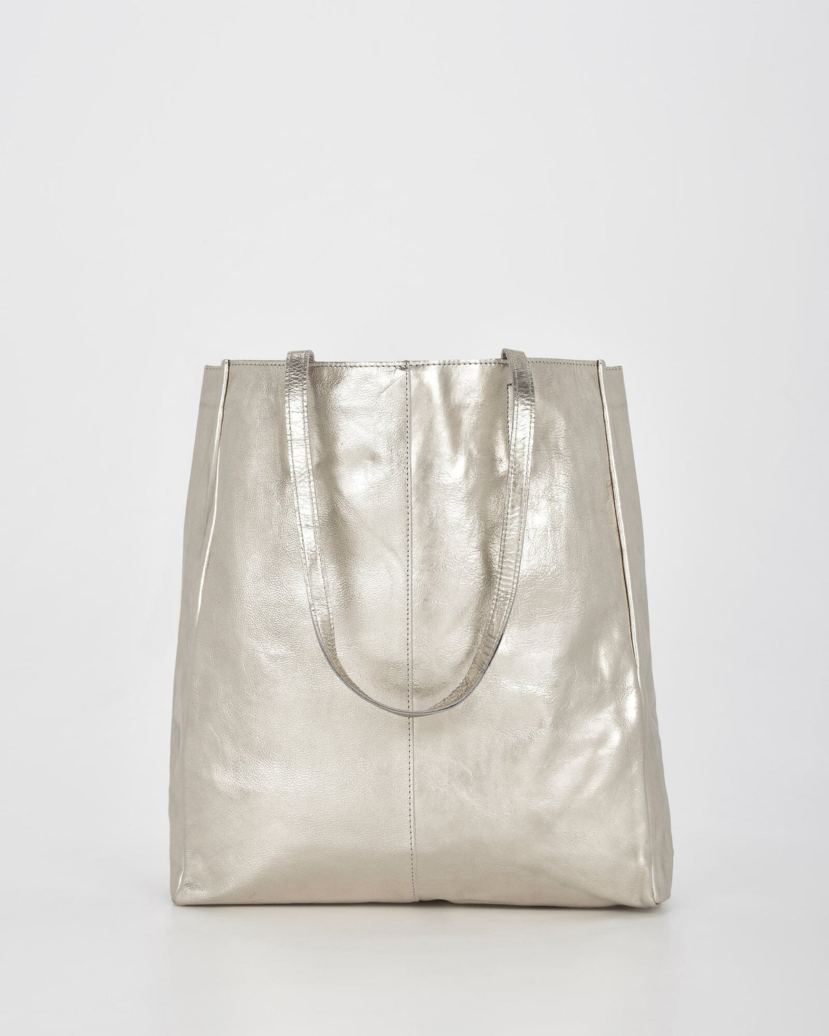 Venus Metallic Hobo - Silver