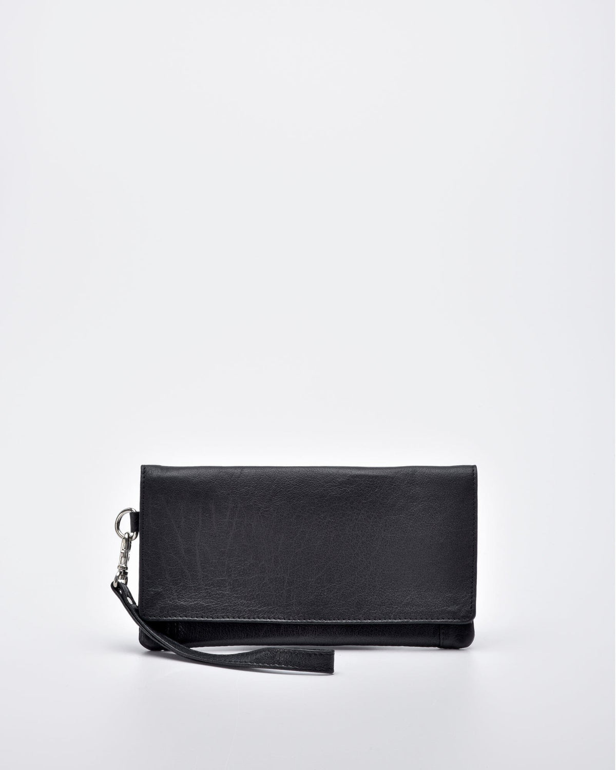 Wodonga Soft Leather Fold Over Wallet With Wristlet - Black