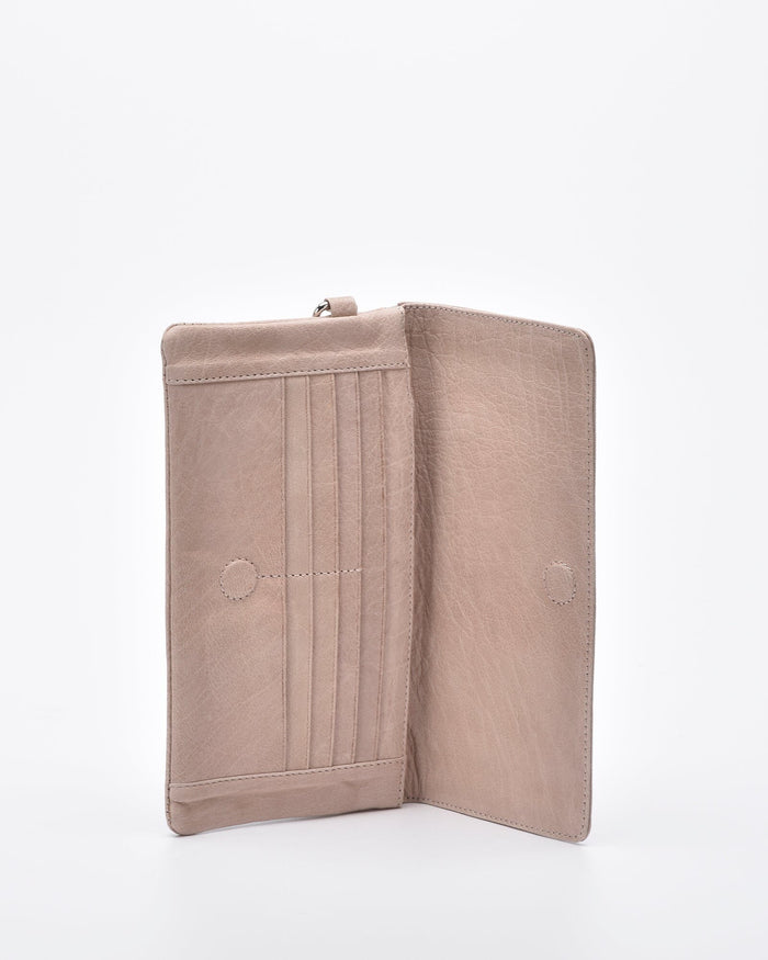 Wodonga Soft Leather Fold Over Wallet With Wristlet - Blush